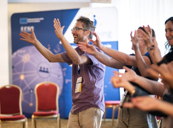 The Essence of Joy. Kurs instruktorski Jogi Śmiechu - poziom 1 - Piotr Bielski, Warszawa 13-14.06.2026